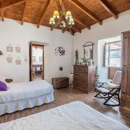 Casa Maria, *